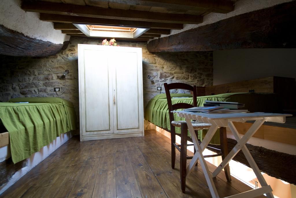 Appartamenti Turistici Vicolo S. Chiara Sassoferrato المظهر الخارجي الصورة