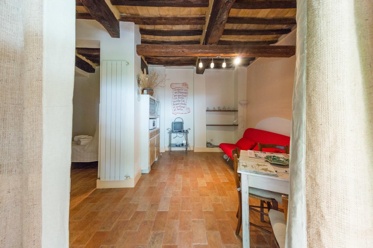 Appartamenti Turistici Vicolo S. Chiara Sassoferrato المظهر الخارجي الصورة