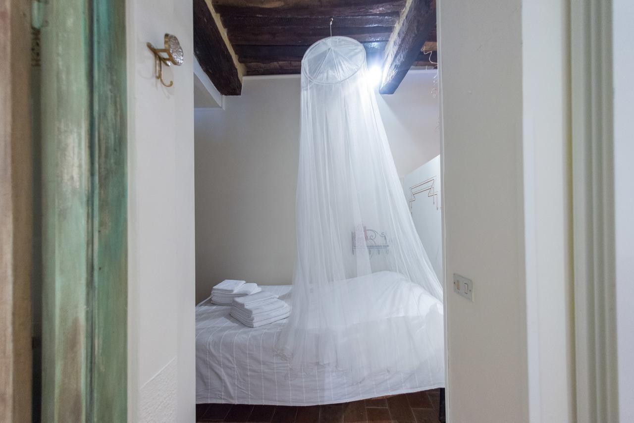 Appartamenti Turistici Vicolo S. Chiara Sassoferrato المظهر الخارجي الصورة